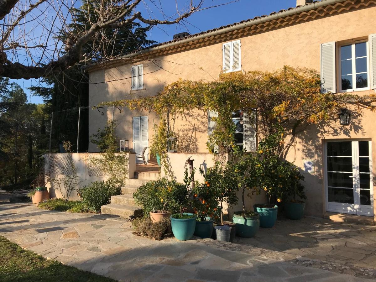 Domaine Du Clos D'Alari-Chambres D'Hotes Au Milieu Des Vignes Saint-Antonin-du-Var Екстериор снимка