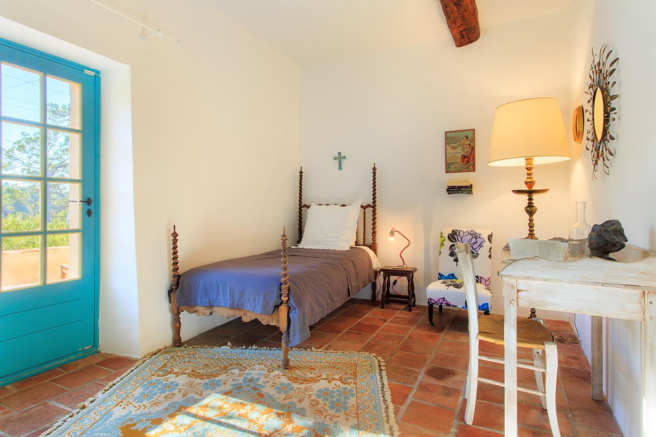 Domaine Du Clos D'Alari-Chambres D'Hotes Au Milieu Des Vignes Saint-Antonin-du-Var Екстериор снимка